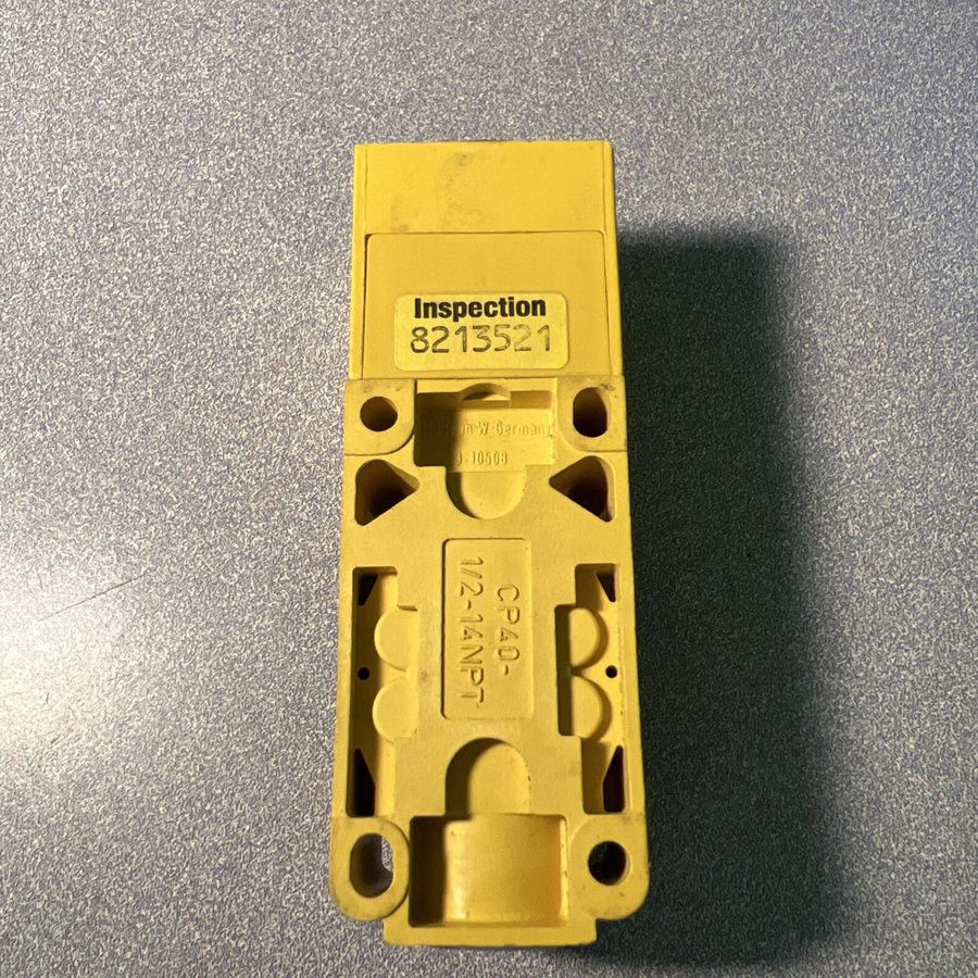 Датчик приближения TURCK COMBI-PROX Ni20-CP40-FDZ3X2 PROXIMITY SENSOR — фото лота 2