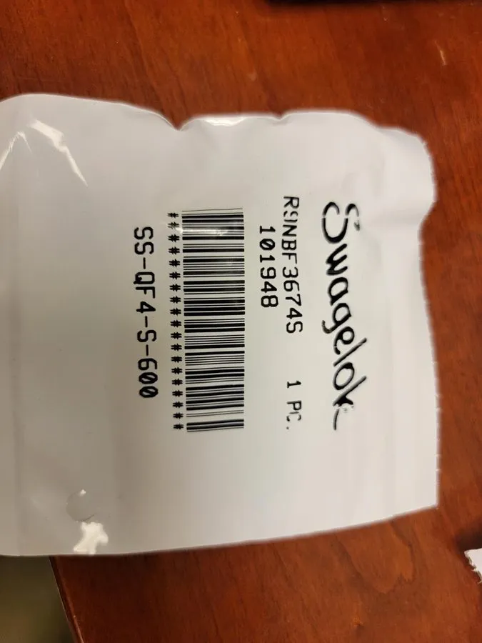 Клапан Swagelok SS-QF4-S-600 Full Flow Quick Connect Stem without Valve FNSP