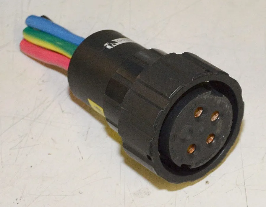 Разъём Amphenol Connector GT06PCM32-ARS-70(29OS) 120A 600V AC/DC