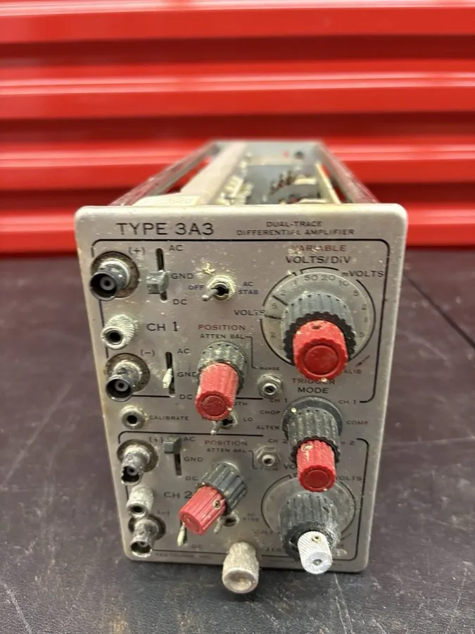 Осциллограф Vintage Tektronix 3A3 Oscilloscope Differential Amplifier B.125 — фото лота 1