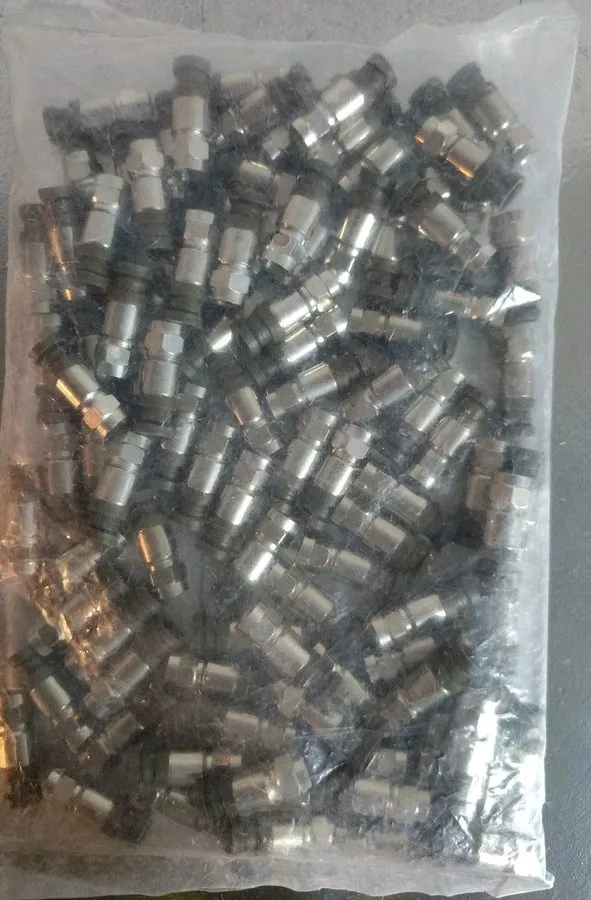 Разъём Of TFC Amphenol TFC-QC2QS-06U-3L Coaxial Connectors — фото лота 1