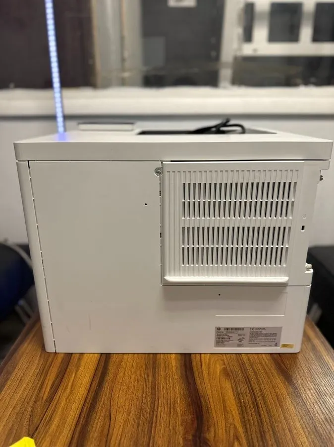 Лазерный принтер HP Color LaserJet Managed E55040dn Laser Printer 100% TONER 400 — фото лота 2
