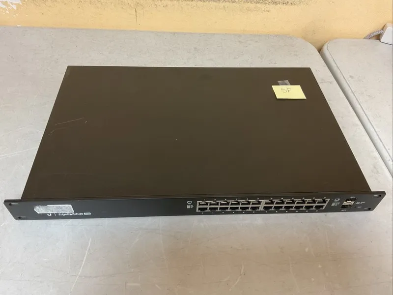 Коммутатор Ubiquiti Networks EdgeSwitch (ES-24-500W) 24 Port