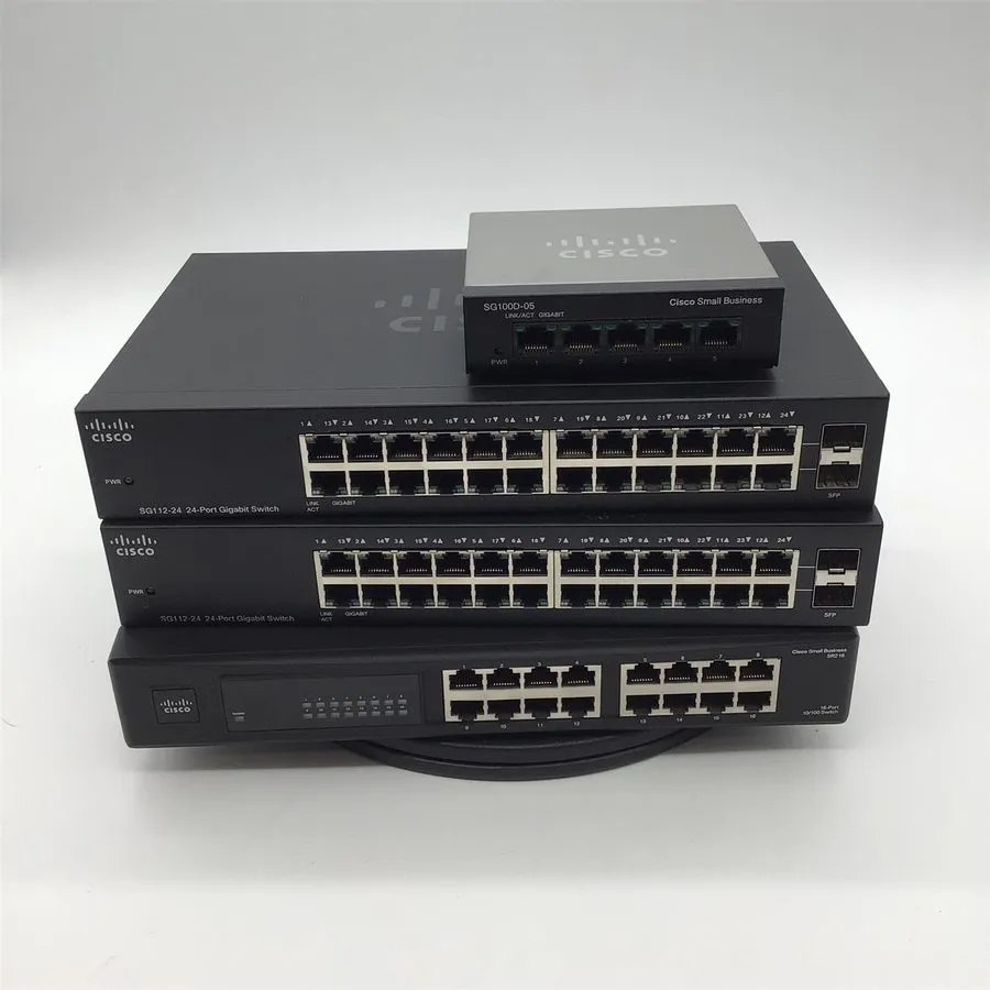 Коммутатор Assorted Cisco Ethernet Switches 2x SG112-24, 1x SR216, 1x SG100D-05