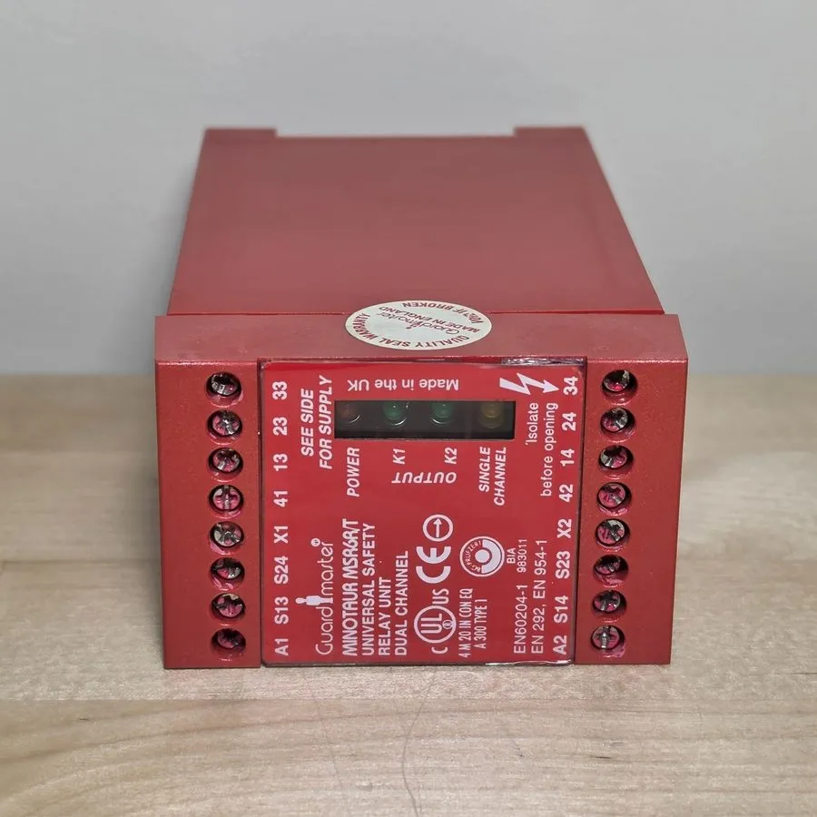 Реле безопасности Allen-Bradley Guard Master MSR6R/T 24VAC Universal Safety Rela