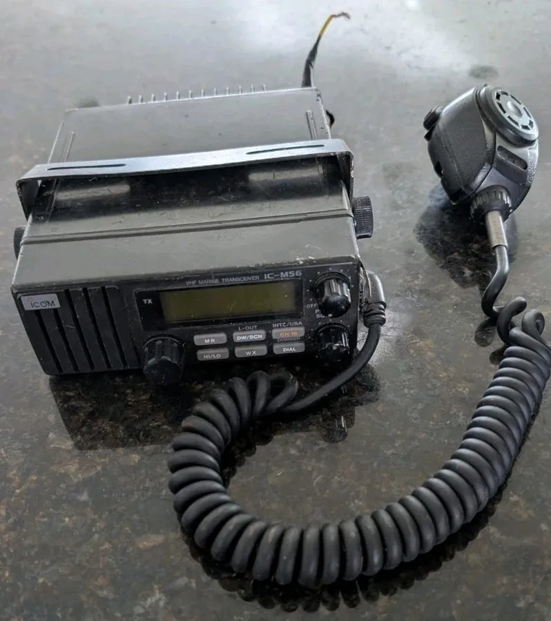 Радиостанция ICOM IC-M56 Marine VHF Transceiver Radio Communication IC M56 Chann