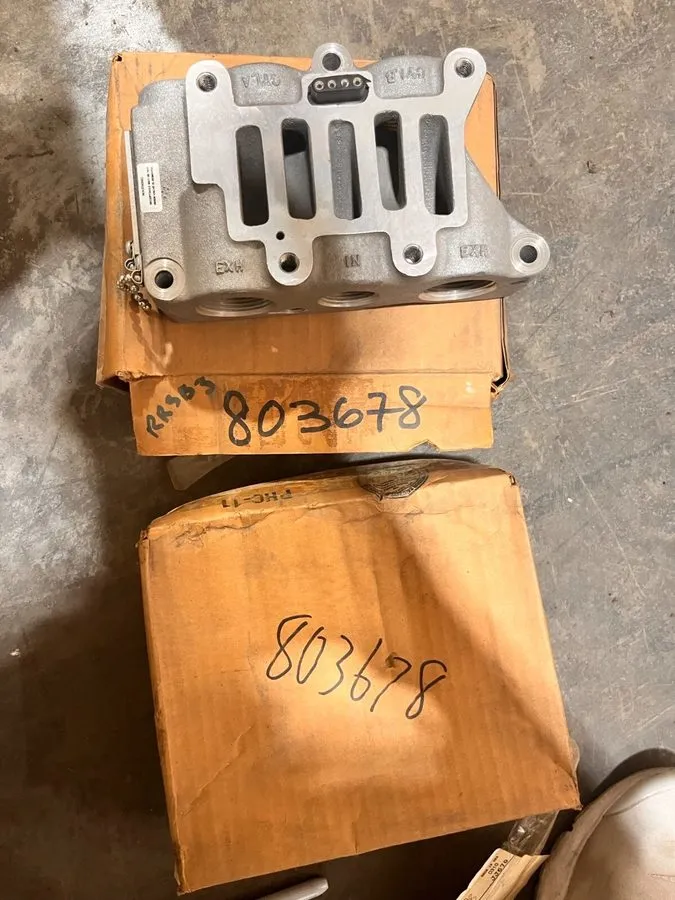 Пневмооборудование PARKER K022095 PNEUMATIC SOLENOID SUB BASE 222