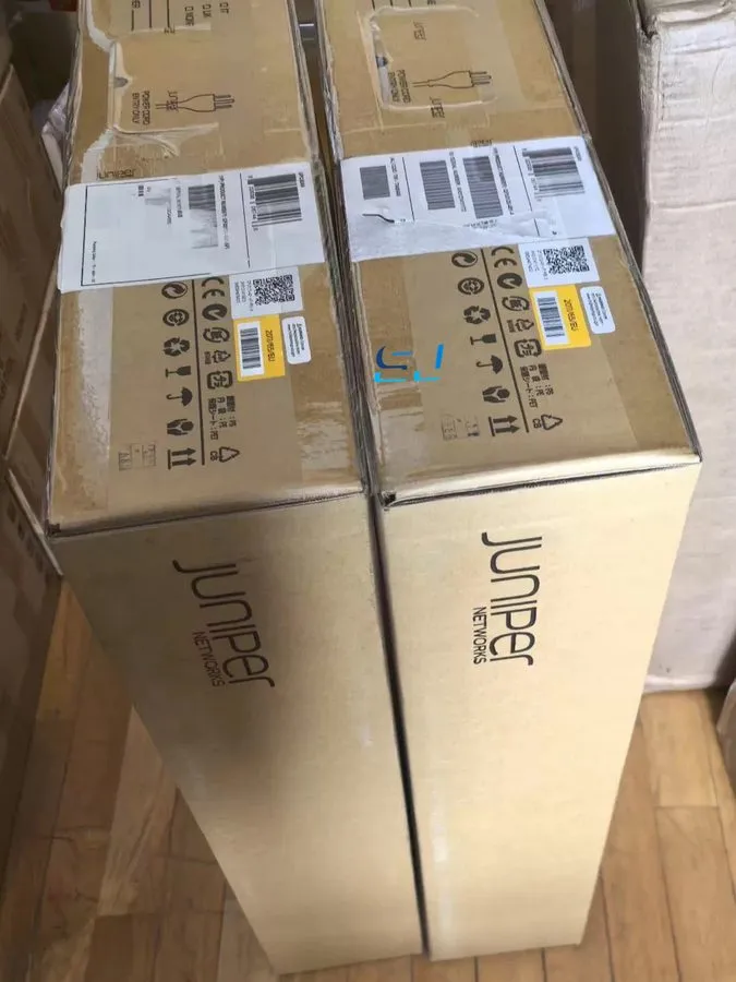 Коммутатор Juniper QFX5120-48Y-AFI Switch