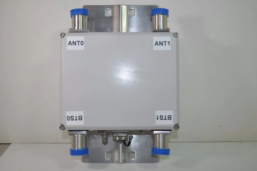 Усилитель CommScope Andrew ETW200VS12UB Tower Mounted Amplifier E15S08P80