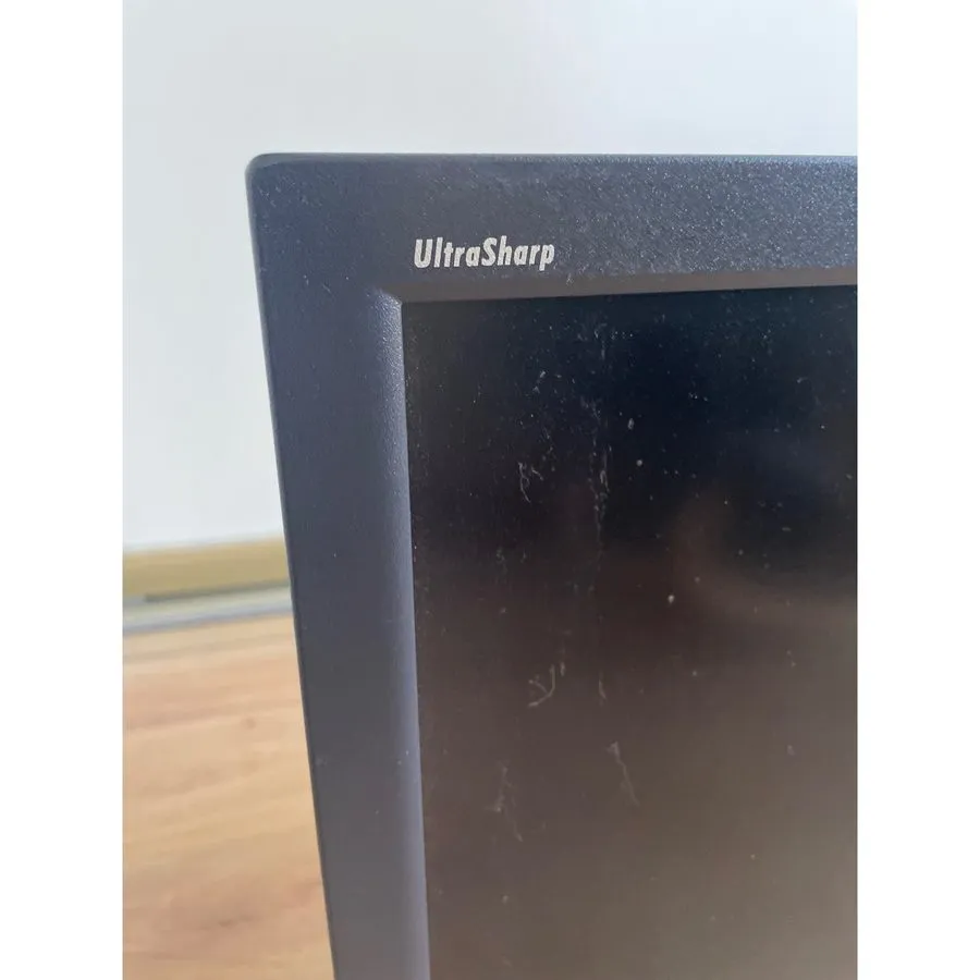 Монитор Dell UltraSharp 1800FP 18 Inch LCD 1280 x 1024 Monitor VGA DVI — фото лота 1