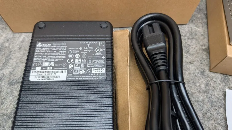 Коммутатор Cisco Meraki MS130-8X-HW Managed Switch 8-Port Gigabit PoE+ UNCLAIMED