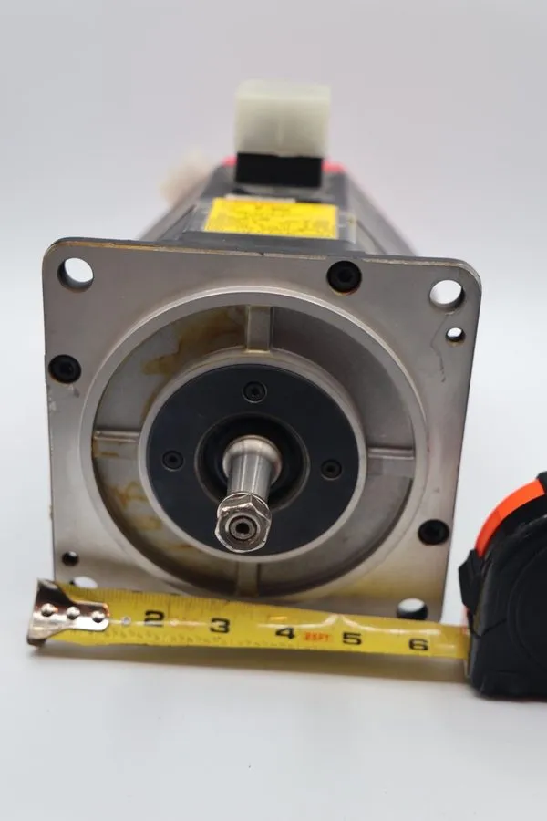 Серводвигатель Fanuc AC Servo Motor A06B-0345-B231, 117V, 3000 RPM, 5F/3000, C94 — фото лота 2