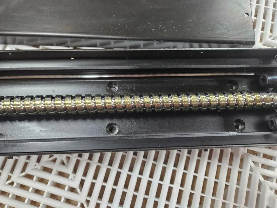 Шарико-винтовая передача THK KR5510B-0680-PR1-1 Precision Ground Ball Screw Actu — фото лота 2