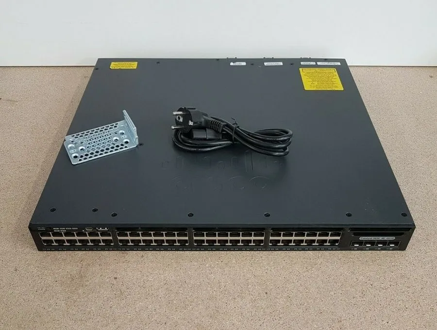 Коммутатор Cisco WS-C3650-48TS-S • Ethernet Managed Gigabit Switch • IP Base • 4