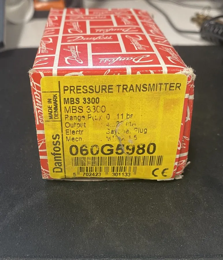 Датчик давления Danfoss 060G5980 MBS 3300 Series Pressure Transmitter — фото лота 1