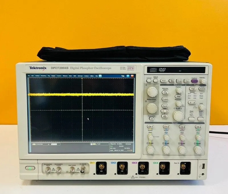 Осциллограф Tektronix DPO72004B 20 GHz Bandwidth Digital Oscilloscope Parts / Re