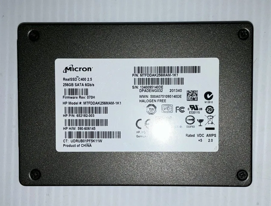 SSD-накопитель Micron MTFDDAK256MAM-1K1 256GB 6Gb/s SATA 7mm 2.5" Solid State SS — фото лота 1