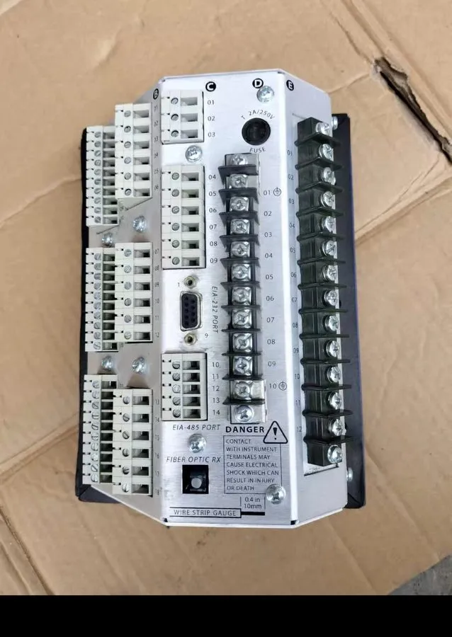 Реле защиты SEL-701 Motor Protection Relay