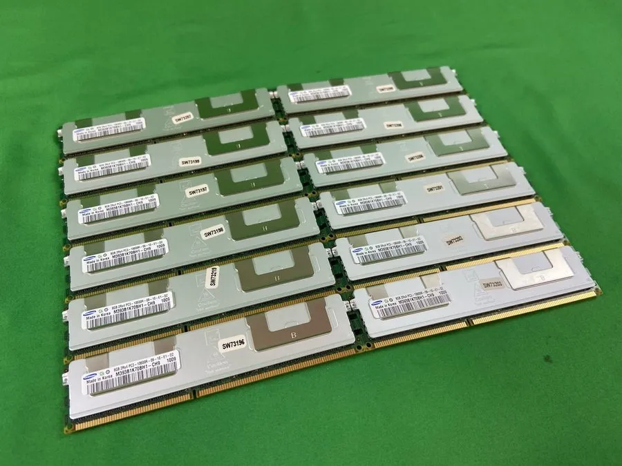Сервер Samsung M393B1K70BH1-CH9 8GB PC3-10600R DDR3-1333 Server — фото лота 1