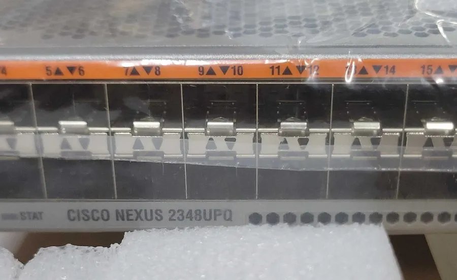 Коммутатор Cisco N2K-C2348UPQ4F — фото лота 1