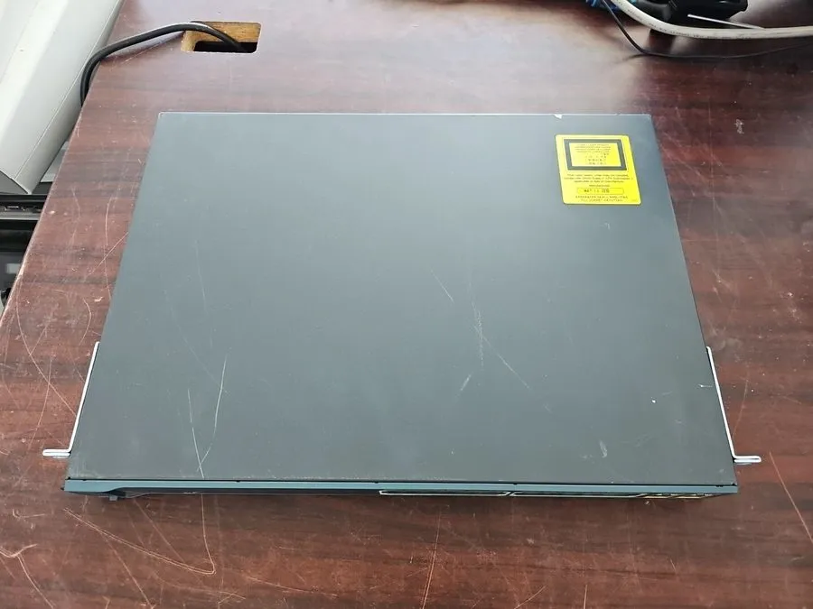 Коммутатор Cisco Catalyst 2960 SI PoE-24 / WS-C2960- -S / 24-Port switch