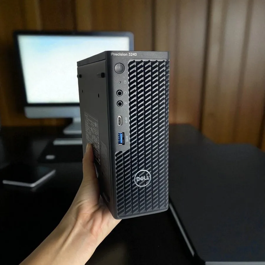 Dell Precision 3240 Compact 8-Core i7-10700 32GB Ram 2TB NVMe SSD HDMI Wi-Fi