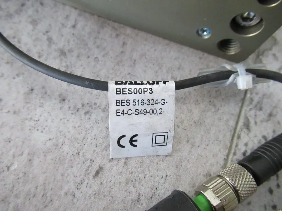 Робот Schunk PGN+ 125/2 / 371153 Universal Gripper + Balluff BES516-324-G-E4-C-S