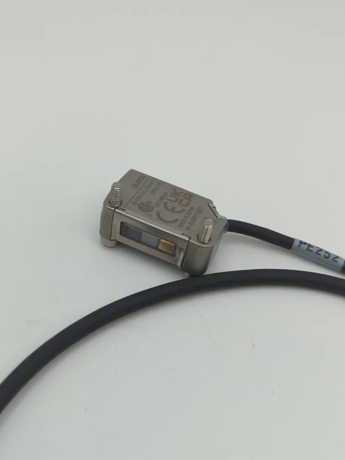 Датчик Keyence LR-XH50 Laser Sensor + LR-XN11C / Condition