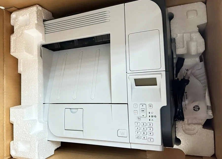 Лазерный принтер HP LaserJet P3015dn CE528A Workgroup Laser Printer TONER INCLUD — фото лота 3