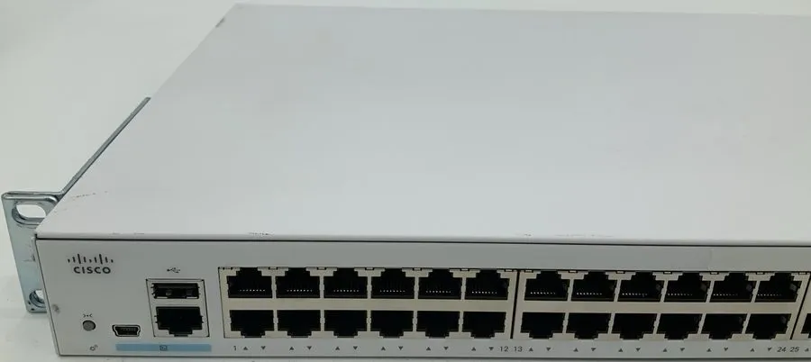 Коммутатор Cisco C1000 C1000-48T-4G-L 48 Port PoE Gigabit Ethernet Switch