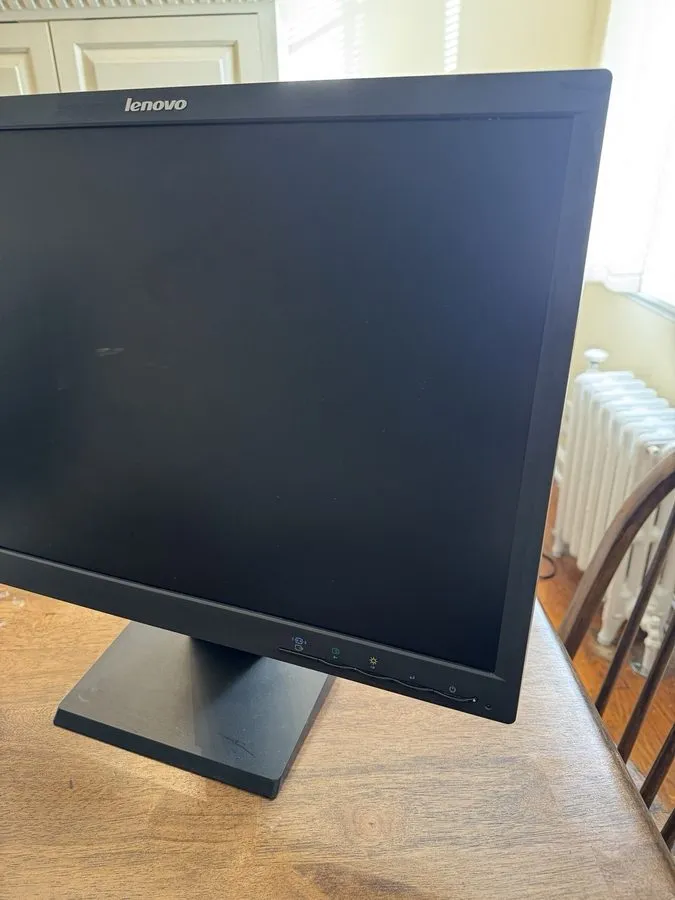 Монитор Lenovo ThinkVision L2250pwD 22” Widescreen LCD Monitor 1680x1050 VGA & D — фото лота 2