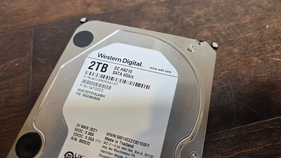 Жёсткий диск Western Digital Ultrastar HUS722T2TALA604 1W10002 2TB HA210 3.5"SAT