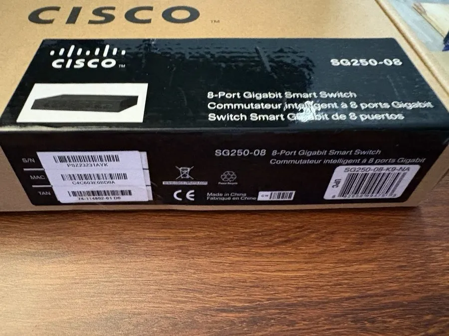 Коммутатор Cisco SG250-08 8 Port Gigabit Smart Switch Unclaimed