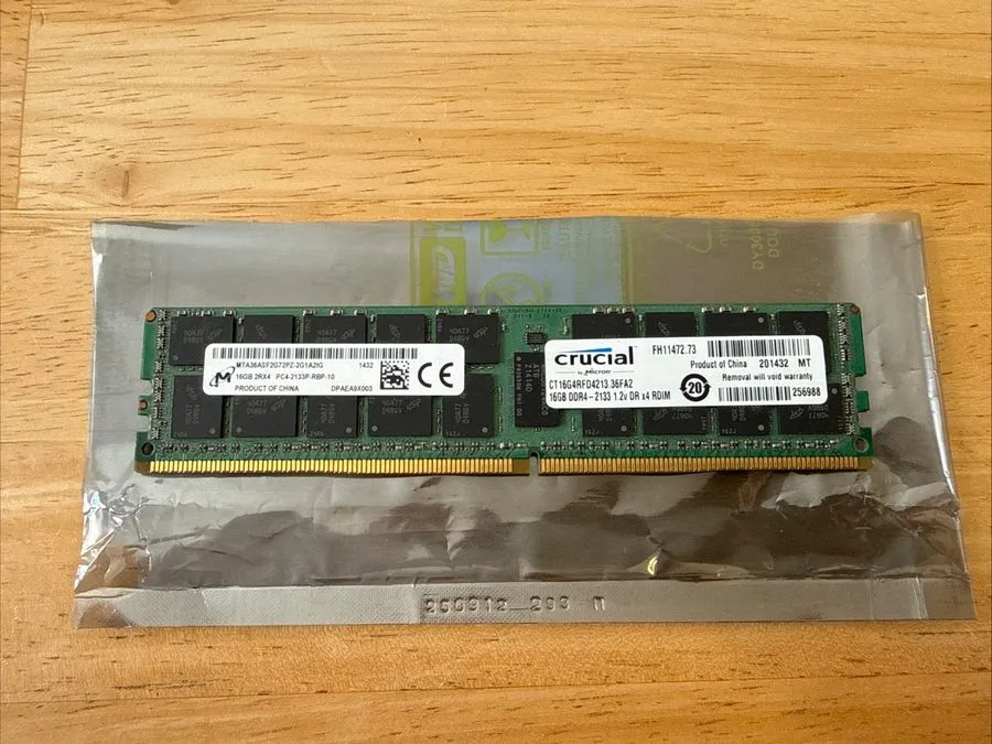 Модуль памяти 16GB Crucial by Micron DDR4-2133 RDIMM ECC Reg Server RAM CT16G4RF — фото лота 1