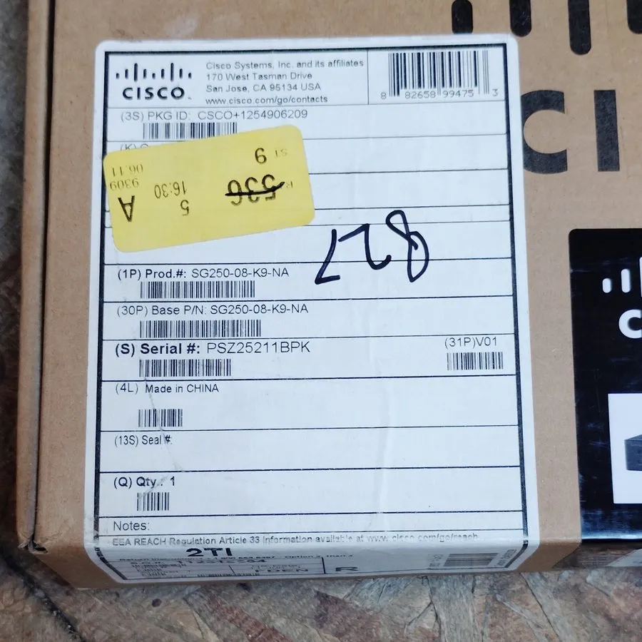 Коммутатор Cisco SG250-08 8 Port Gigabit Smart Switch Unclaimed — фото лота 2