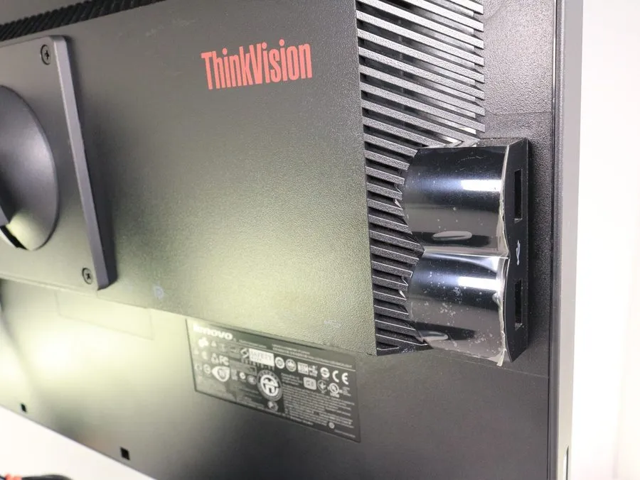 Монитор Lenovo ThinkVision L2251wD 22" Monitor VGA DP Webcam USB Hub 5ms 2578-HB — фото лота 2