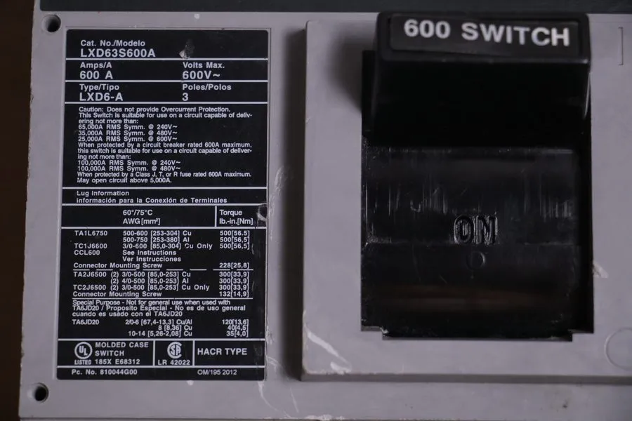 Автоматический выключатель Siemens lxd63s600a Sentron Series 600A 600V 3P Circui