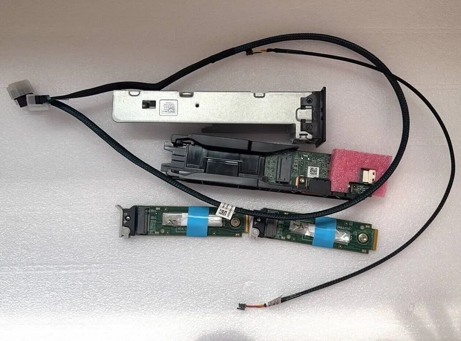 SSD-накопитель DELL POWEREDGE R750 SERVER DUAL 240GB M.2 SSD BOSS ADAPTER FRY80