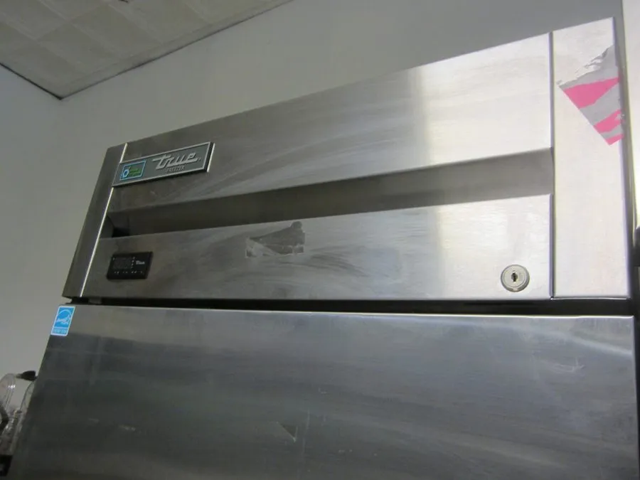Морозильный шкаф True T-23F-HC 23 Cu.Ft One Section Stainless Reach-in Freezer — фото лота 1