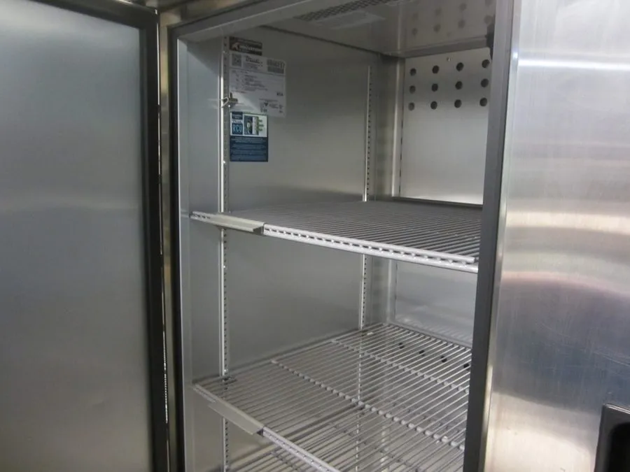 Морозильный шкаф True T-23F-HC 23 Cu.Ft One Section Stainless Reach-in Freezer — фото лота 2