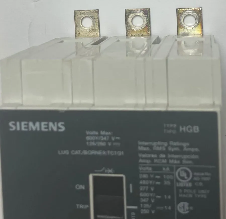 Автоматический выключатель Siemens HGB3B015 15 Amp 3P 600Y/347V Circuit Breaker 