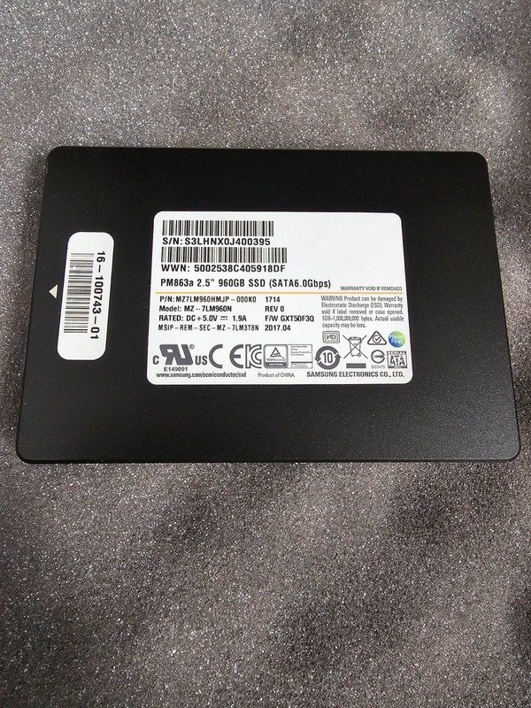 SSD-накопитель MZ7LM960HMJP-000MV Samsung PM863a 960GB TLC SATA 6Gbps 2.5” SSD M