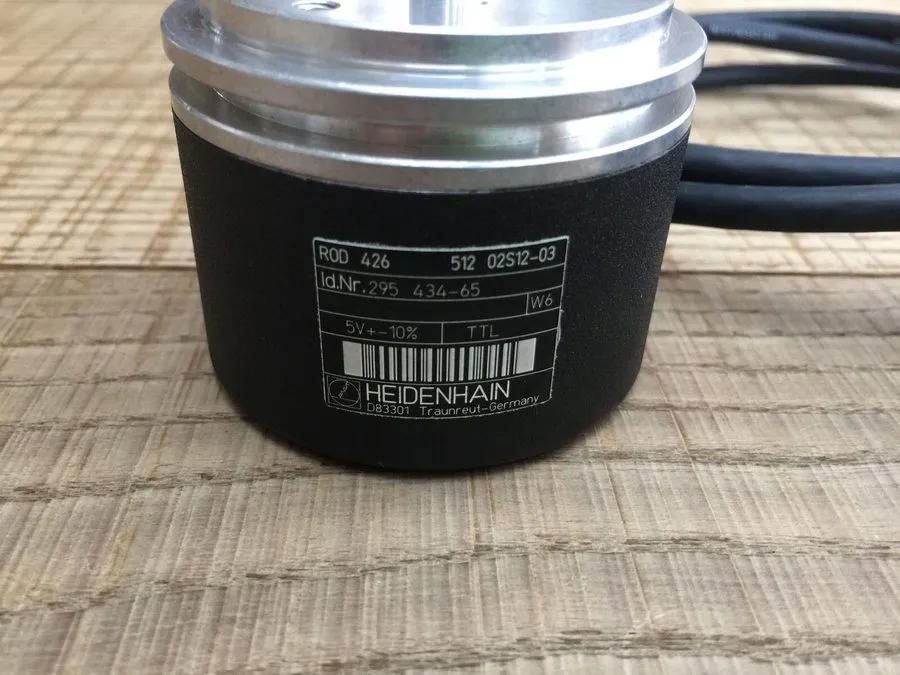 Энкодер GUARANTEED! HEIDENHAIN 5V ROTARY ENCODER ROD 426 1000 02S12-03