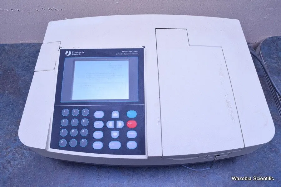 Спектрофотометр PHARMACIA BIOTECH ULTROSPEC 3000 UV/VISABLE SPECTROPHOTOMETER 80