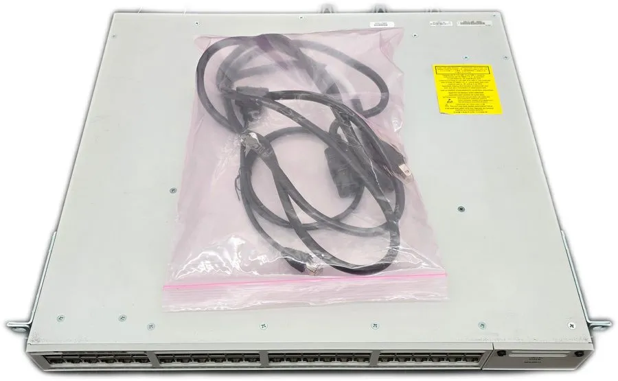 Коммутатор Cisco C9300-48U-A Catalyst 9300 48-port UPOE Port 6 only has no poe