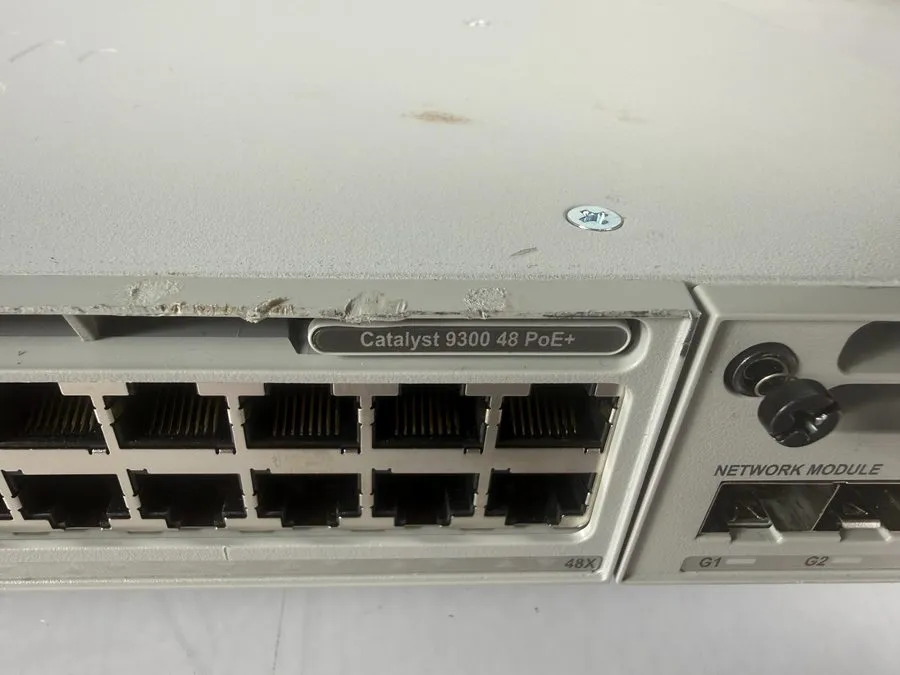 Коммутатор Cisco C9300-48P-A Cisco Catalyst 9300 48-port PoE+ 437W — фото лота 2
