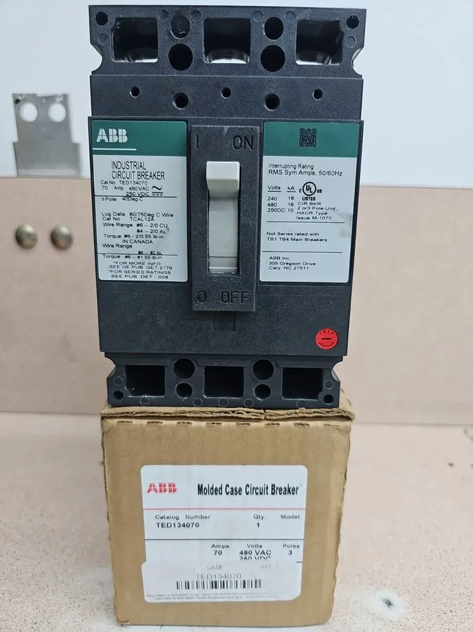 Автоматический выключатель GE TED134070 Circuit Breaker W/ Shunt Trip 70A 3P 480