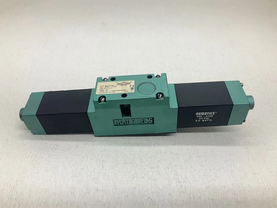 Электромагнитный клапан Numatics 152SS500M 225-372B 24 VDC Solenoid Pneumatic Va