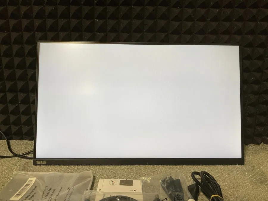 Монитор Lenovo ThinkVision T27i-30 27" USB Hub Monitor FHD (1920 x 1080) at 60Hz