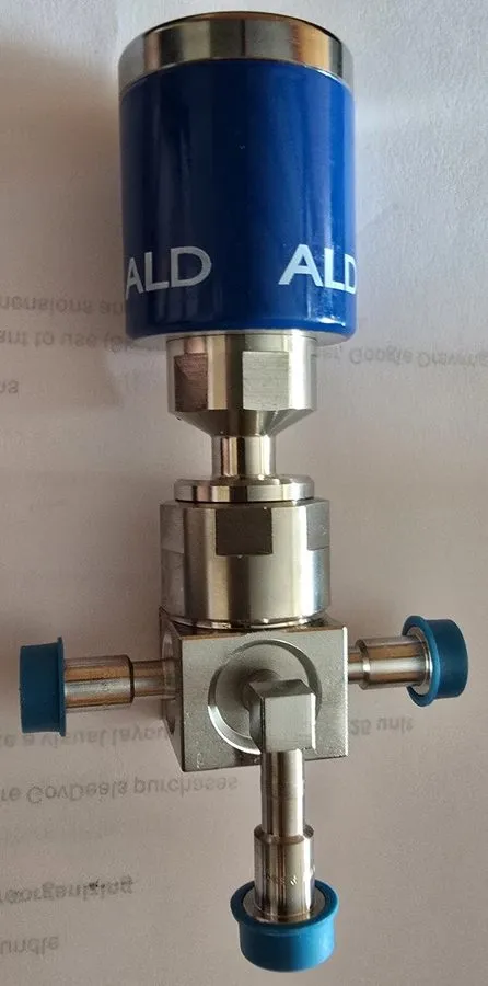 Клапан Swagelok ALD-3 3-Port UHP Pneumatic Diaphragm Valve 6LVV-ALD3T16857P-CM — фото лота 1